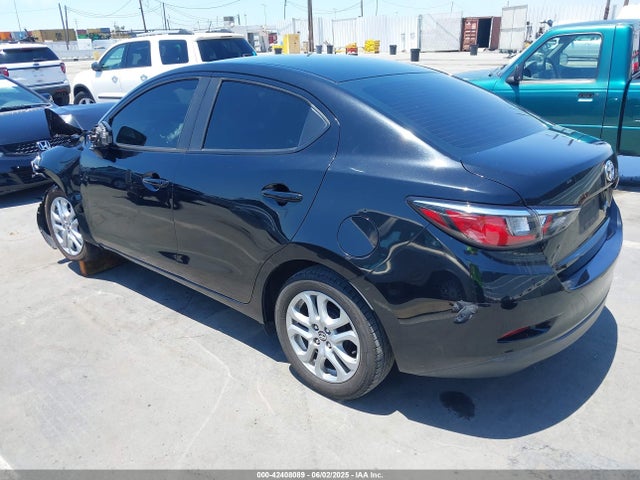 3MYDLBYV6JY309419 Toyota p5v