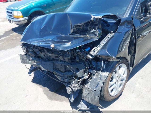 3MYDLBYV6JY309419 Toyota p5v