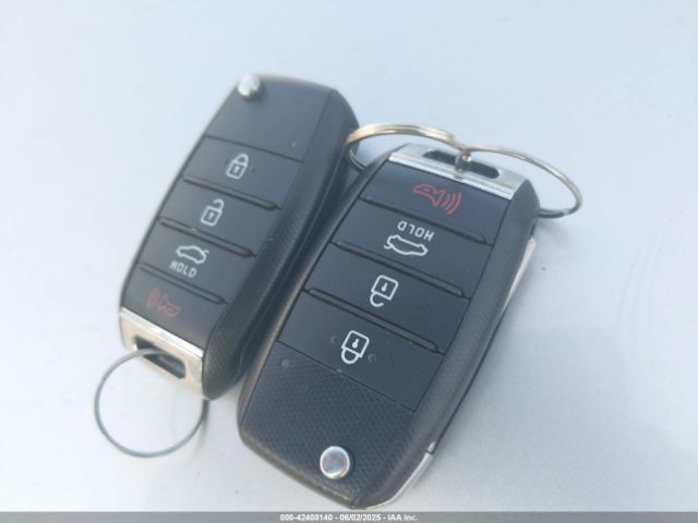5XXGT4L32GG119101 KIA Optima Lx