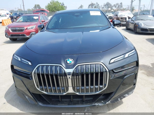 WBA23EH02PCM14257 BMW 740I
