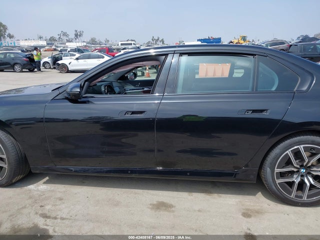 WBA23EH02PCM14257 BMW 740I