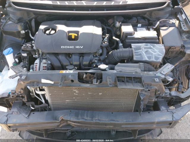 3KPFK4A73JE243513 KIA FORTE LX
