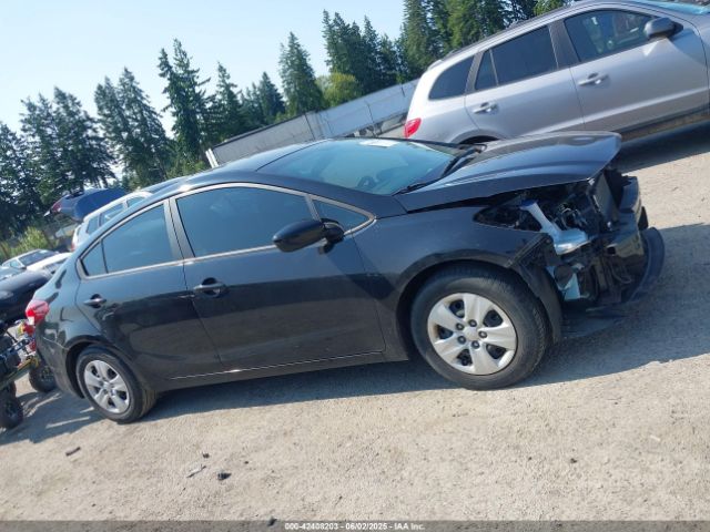 3KPFK4A73JE243513 KIA FORTE LX