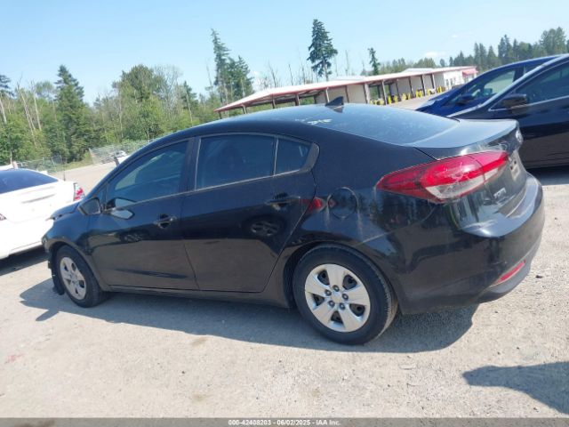3KPFK4A73JE243513 KIA FORTE LX