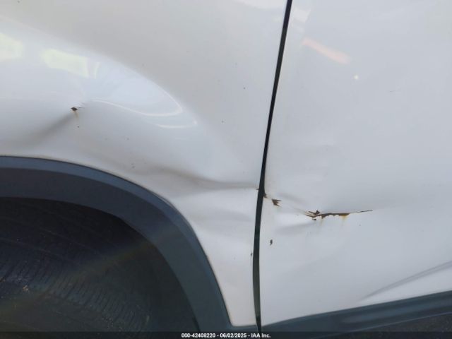5XYKT3A66EG426099 KIA SORENTO LX