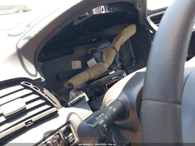3N1AB7AP6KY336833 Nissan Sentra
