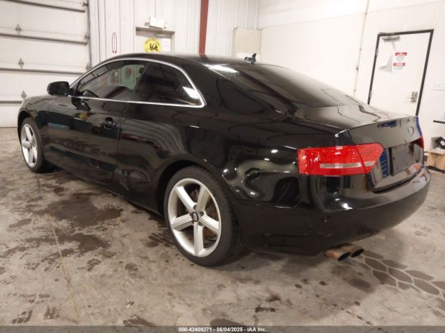 2010 AUDI A5 WAULFAFR9AA052274 Photo 2
