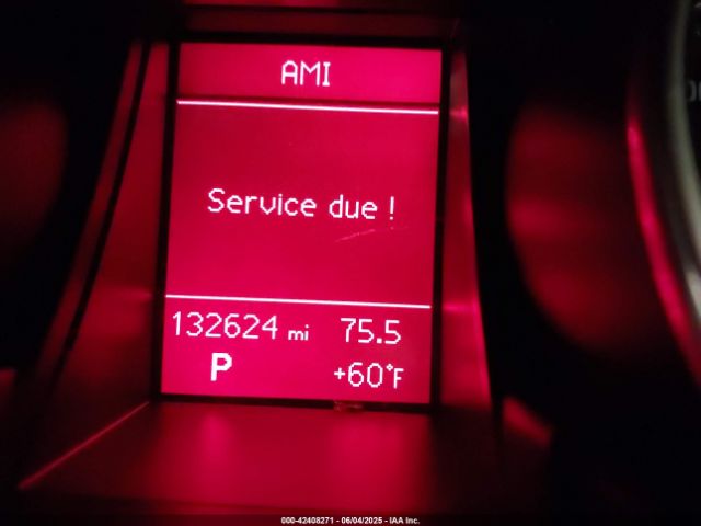 2010 AUDI A5 WAULFAFR9AA052274 Photo 6