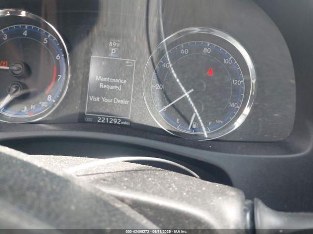 5YFBURHE8JP798613 Toyota COROLLA SE