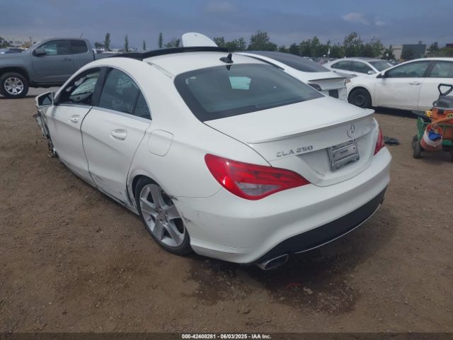 2015 MERCEDES-BENZ CLA 250 WDDSJ4GB2FN274032 Photo 2