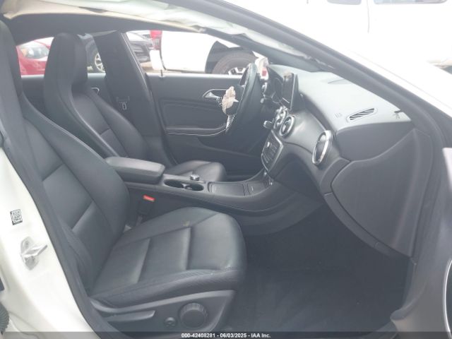 2015 MERCEDES-BENZ CLA 250 WDDSJ4GB2FN274032 Photo 4