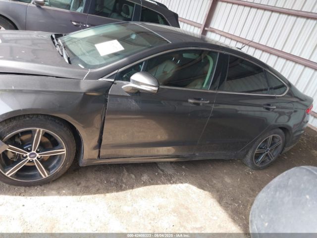 3FA6P0HD8GR284751 Ford 2016