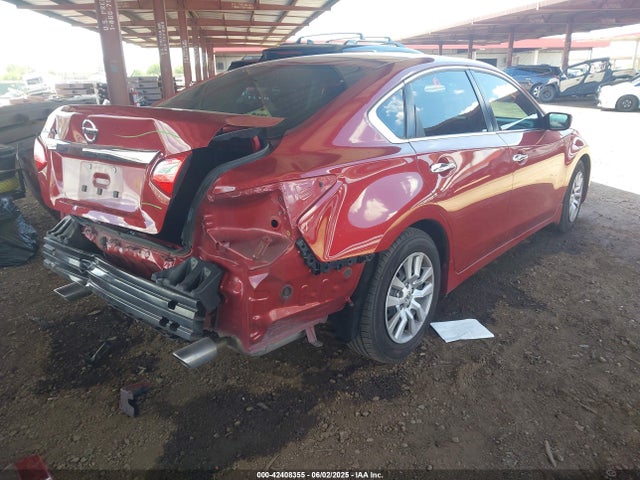 1N4AL3AP3HN334570 Nissan 2017
