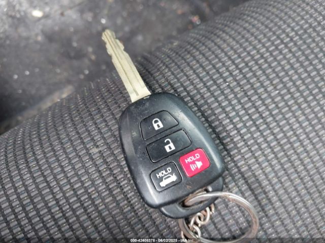 5YFBURHE1JP814781 Toyota COROLLA SE