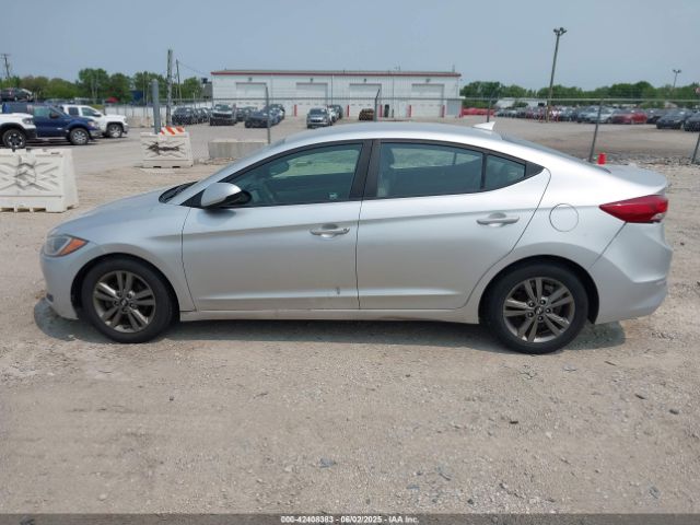 5NPD84LF7HH030855 Hyundai ELANTRA SE