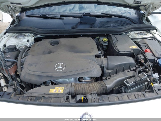 WDCTG4EB1GJ219428 Mercedes-Benz m270