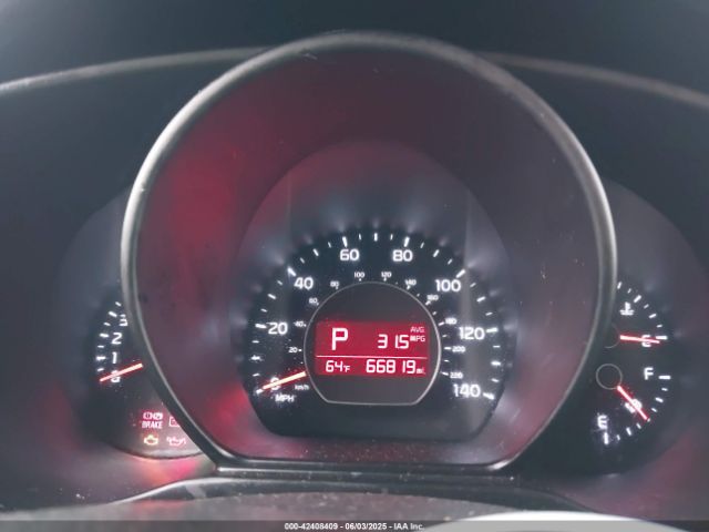 KNDJN2A25F7751676 KIA Soul