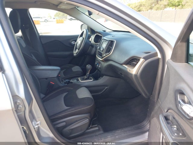1C4PJLAB1FW766757 Jeep Cherokee
