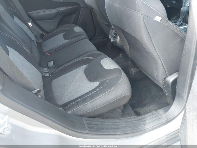 1C4PJLAB1FW766757 Jeep Cherokee