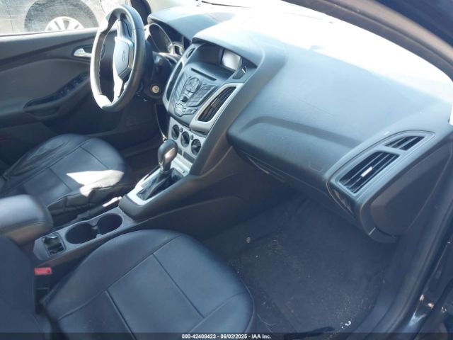 1FADP3F27EL344010 Ford FOCUS SE