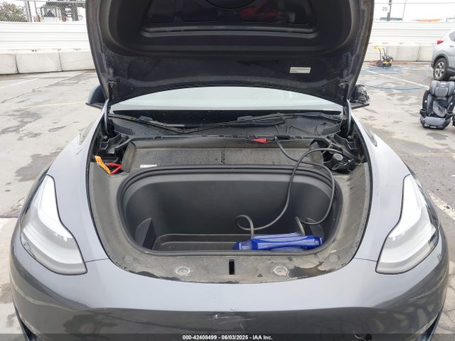 2023 TESLA MODEL Y 7SAYGDEE9PF881001 Photo 9