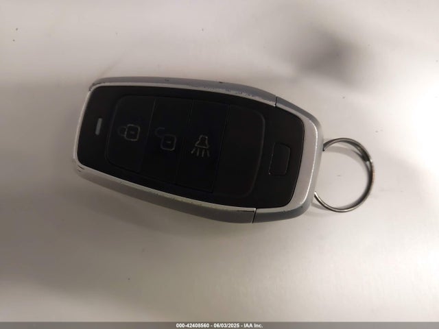 JM1BM1U77G1337389 Mazda pe