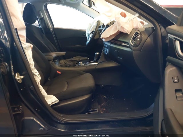 JM1BM1U77G1337389 Mazda pe