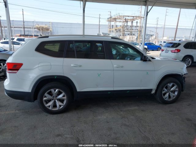 1V2CR2CAXJC594811 Volkswagen 2018