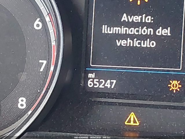 1V2CR2CAXJC594811 Volkswagen 2018