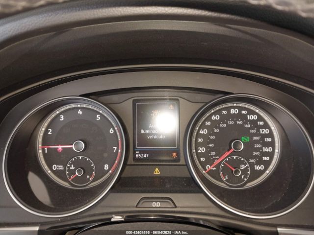 1V2CR2CAXJC594811 Volkswagen 2018