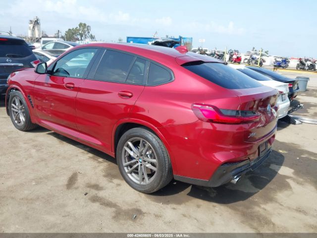 2021 BMW X4 5UX2V1C09M9F29509 Photo 2