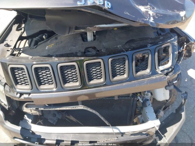 3C4NJCAB9JT411468 Jeep Compass Sport Fwd