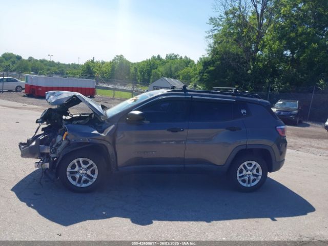 3C4NJCAB9JT411468 Jeep Compass Sport Fwd