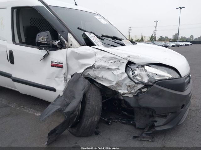 2018 RAM PROMASTER CITY ZFBERFAB7J6J70727 Photo 5