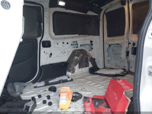 2018 RAM PROMASTER CITY ZFBERFAB7J6J70727 Photo 7