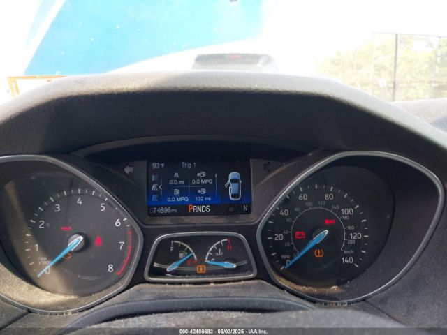 1FADP3FE1JL254632 Ford FOCUS SE