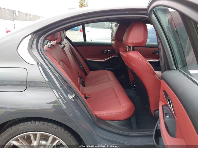 3MW69FF02R8E21650 BMW 330I