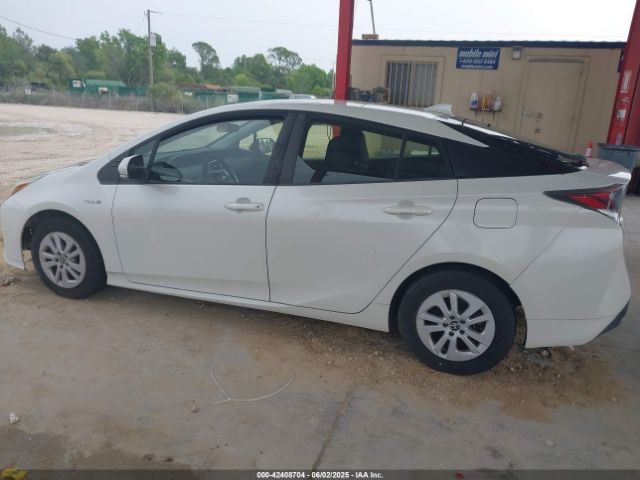 JTDKBRFU2H3035537 Toyota Prius Two