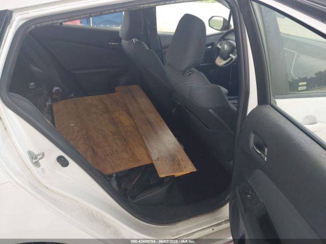 JTDKBRFU2H3035537 Toyota Prius Two