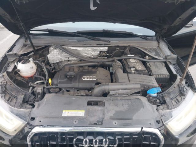 WA1EFCFS8FR002771 Audi Q3 2.0t Premium Plus