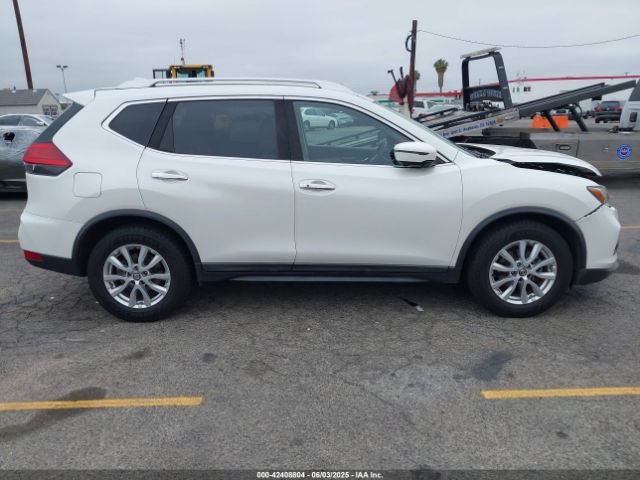 KNMAT2MT1HP564898 Nissan 2017