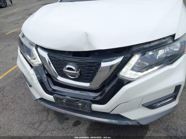 KNMAT2MT1HP564898 Nissan 2017