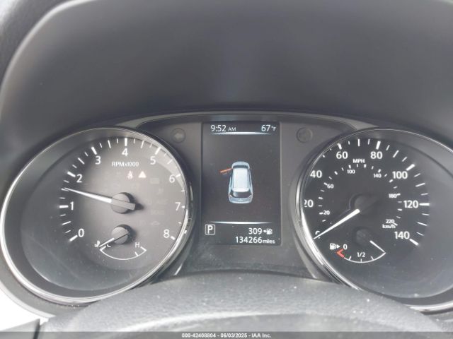 KNMAT2MT1HP564898 Nissan 2017