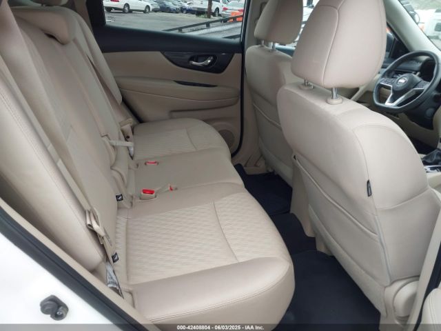 KNMAT2MT1HP564898 Nissan 2017