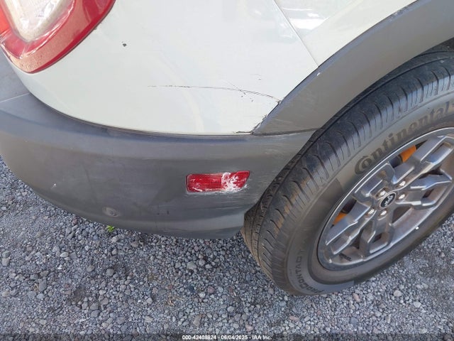 3FMCR9B63NRD03625 Ford dragon