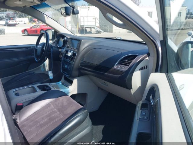 2014 CHRYSLER TOWN & COUNTRY 2C4RC1CG8ER467192 Photo 4