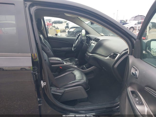 3C4PDCGGXHT590777 Dodge Journey Crossroad Plus