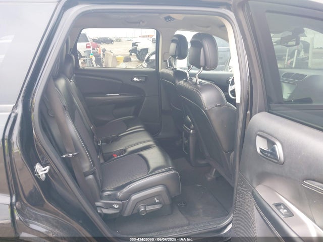 3C4PDCGGXHT590777 Dodge Journey Crossroad Plus