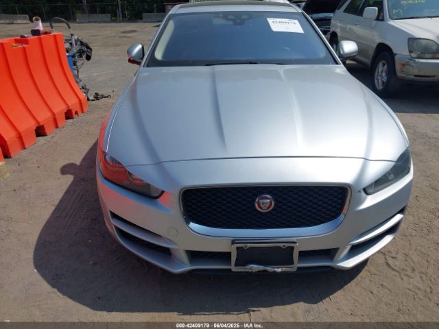 2017 JAGUAR XE SAJAD4BV7HA961369 Photo 5