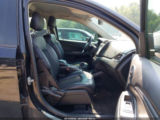 3C4PDCGB2FT659625 Dodge Journey Crossroad